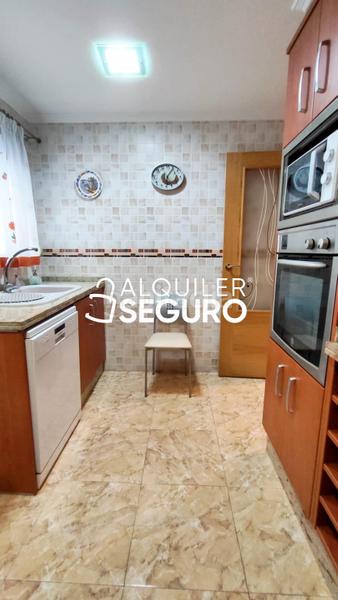 Foto 1680f3b9-4c4d-4ab5-9e44-e8d102dcb467. Alquiler piso  av. blasco ibañez en Alaquàs