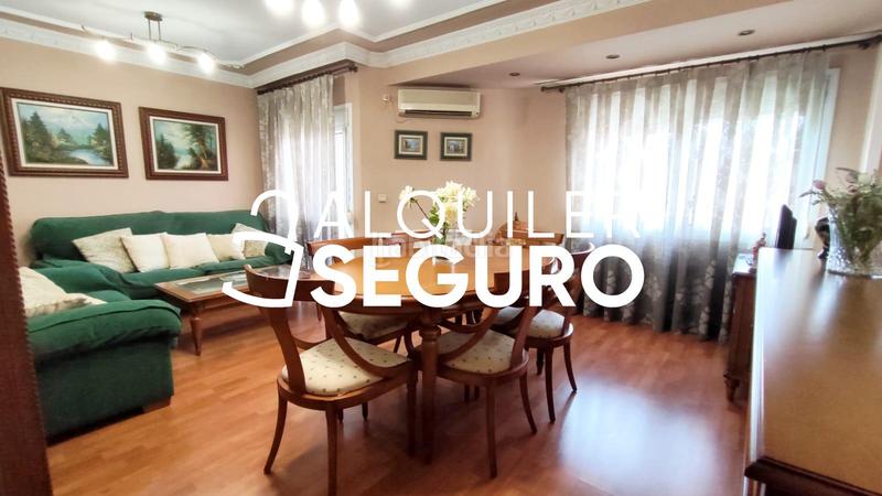 Foto b0428328-1039-4058-a6d9-d3198a7f7b2d. Alquiler piso  av. blasco ibañez en Alaquàs