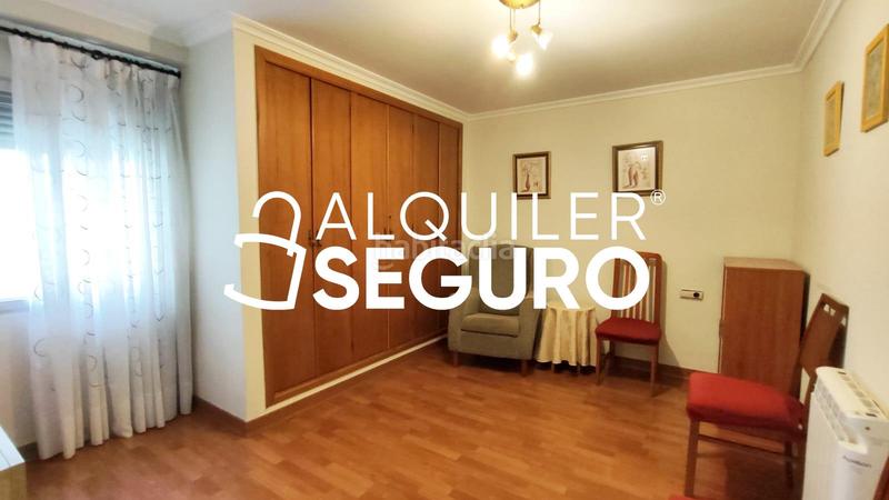 Foto ba29ef33-c2dd-4117-8d80-6b41ca58a358. Alquiler piso  av. blasco ibañez en Alaquàs