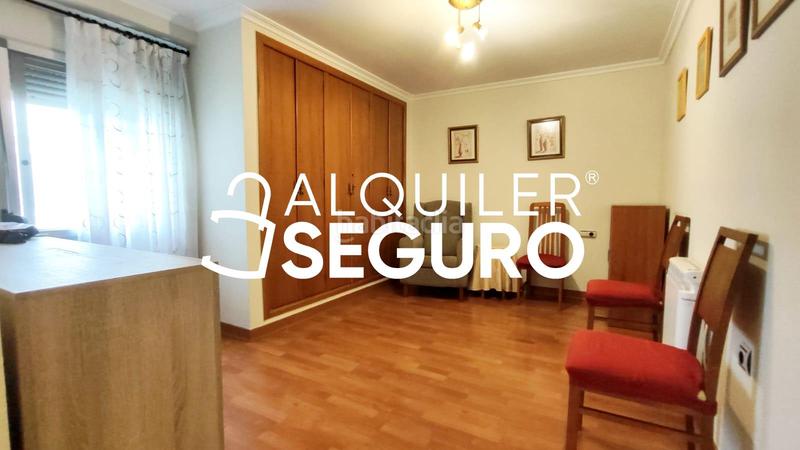 Foto d4e78ce2-e073-4513-be68-3f7aaf4f3132. Alquiler piso  av. blasco ibañez en Alaquàs