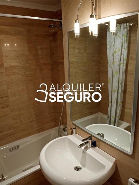 Foto f3d70a72-f0a3-433d-a882-f2d7cc5a8902. Alquiler piso  pl. dr. emilio giménez heras en Burgos