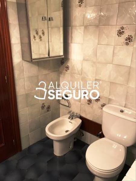 Foto 343f20fe-3e5c-4c97-a1f2-5ab664f6d26f. Rent flat with heating in Santa Lucía Vitoria - Gasteiz
