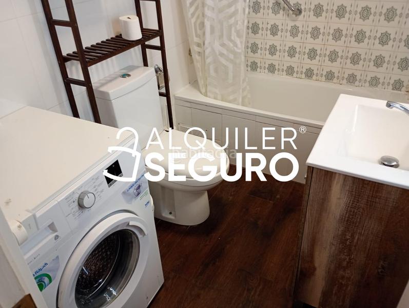 Foto 5be42d79-da59-4609-8bf5-bb569d74d62a. Alquiler ático  av. san carlos en Solymar Benalmádena