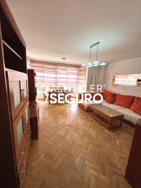 Foto 2ab4d6c8-2f93-4fa4-bd87-3aca37840927. Affitto appartamento con riscaldamento parcheggio in Getafe