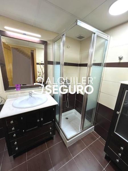 Foto 71c3282c-d143-4b2f-ba29-bedfca8eb468. Alquiler piso  c torroja en El Rosón-Kelvinator Getafe