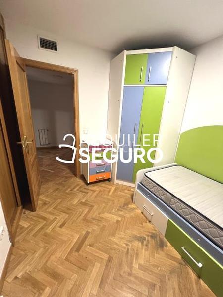 Foto 60dcc792-1d52-423e-8d08-839d288f1a11. Rent flat with heating parking in El Rosón-Kelvinator Getafe