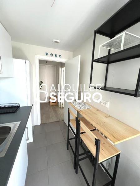 Foto b2fb1c38-ceb5-43da-b6c1-59ccdf28dd7f. Rent flat with heating parking pool in Hospital Valdemoro