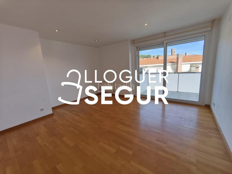 Foto a4c79e10-7433-4e9e-beeb-4081955e59d8. Alquiler piso  c cals frares en Tiana