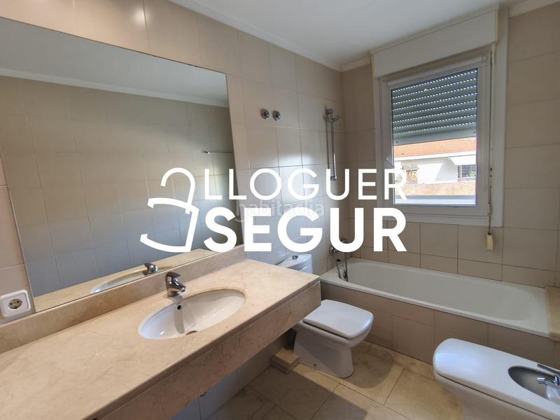 Foto ce40d3cb-1c7b-40cb-b914-60d2766c5694. Alquiler piso  c cals frares en Tiana