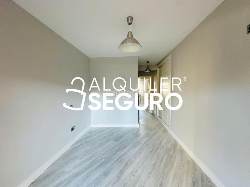 Foto 0751b96a-b8e7-4bfd-a1d2-0b28553193a4. Rent flat with heating parking pool in Casco Antiguo Torrelodones