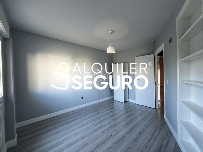Foto 3631fcc3-9a4e-4462-9466-61561c546256. Rent flat with heating parking pool in Casco Antiguo Torrelodones