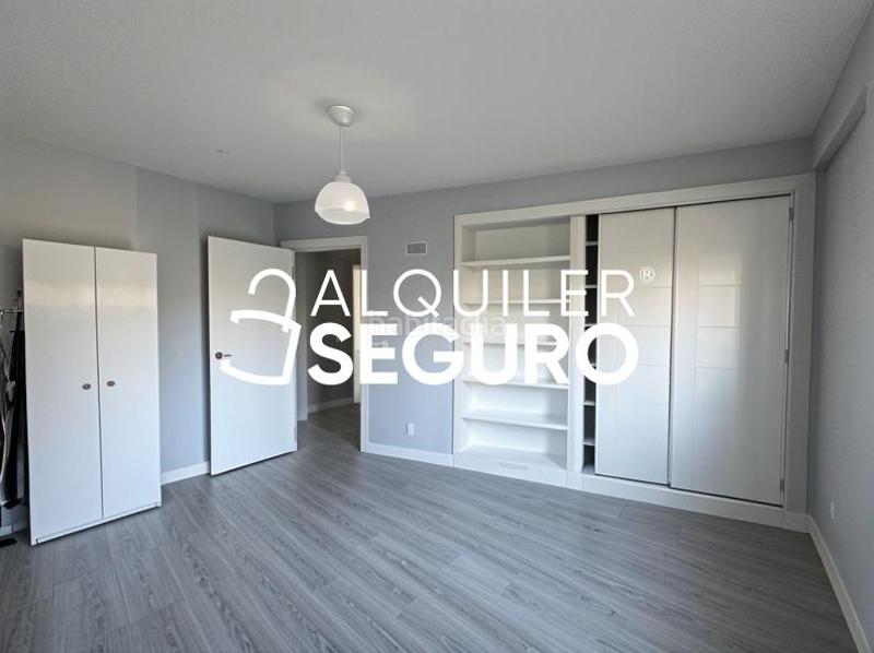 Foto 4fff862e-2282-46d7-b610-a8d2cdc57856. Rent flat with heating parking pool in Casco Antiguo Torrelodones