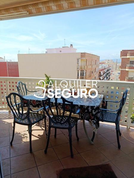 Foto fbdfbd32-c714-4214-8a54-422d9fbac3ab. Alquiler piso  pl. de la constitución en Casco Urbano Vinaròs