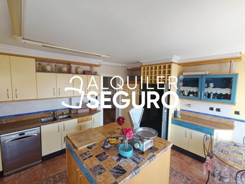 Foto 303d9e88-96ac-4790-aefb-becde82b86e4. Rent flat in Casco Urbano Vinaròs