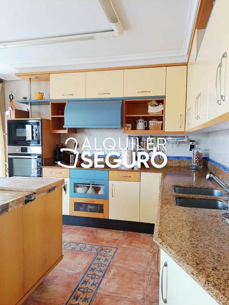 Foto b775b56a-0f51-46b2-a15f-1b3b2e083e6b. Rent flat in Casco Urbano Vinaròs