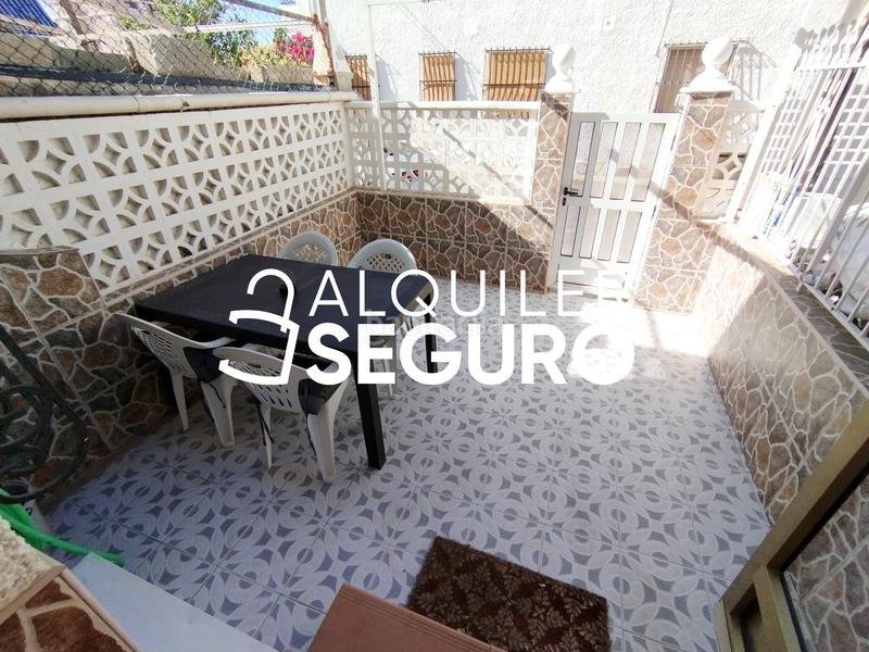 Foto e60c2c32-de67-4230-84be-17a5c84b1916. Rent flat with parking in Monte y Mar Santa Pola