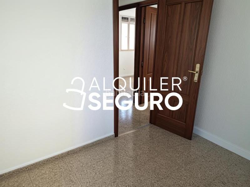 Foto b3826cb5-33fb-4c87-bd34-781c0b83908e. Lloguer pis a Juan XXIII - Rochelambert Sevilla