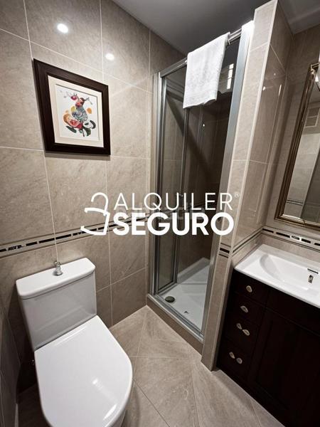 Foto 354a5b79-5a33-4e00-b5f2-d193ec1c2a1d. Affitto appartamento con riscaldamento parcheggio in Madrid