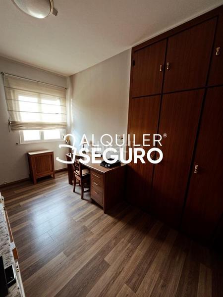 Foto baeb01bd-7bd2-4f77-b694-9efbdeee4435. Location appartement avec chauffage parking dans Pacífico Madrid