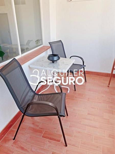 Foto a8db6a57-815a-4134-8d24-1e176aedd67b. Alquiler piso  av. montecarlo en Sierra Helada Benidorm