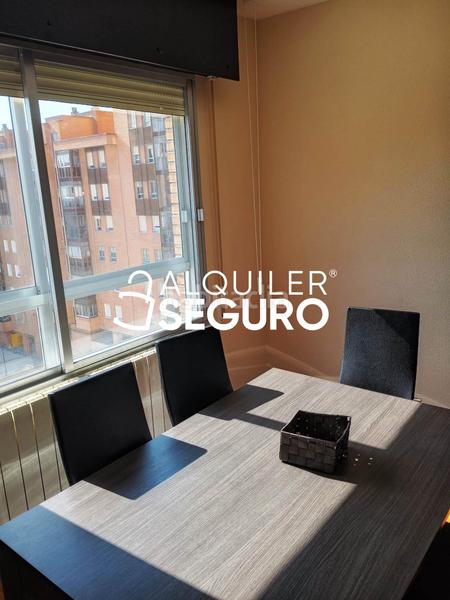 Foto fe21484b-be87-4b6d-9817-e2633718fec0. Alquiler piso  c eusebio gonzález suárez en Parquesol Valladolid