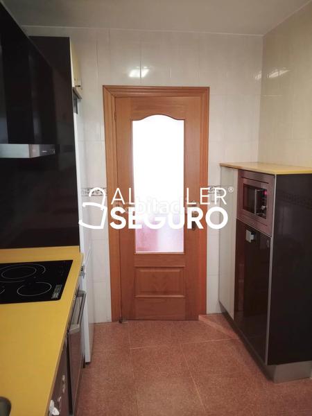 Foto 8529377f-32a3-46bc-a9d2-c6b9815da97f. Location appartement avec chauffage parking dans Parquesol Valladolid