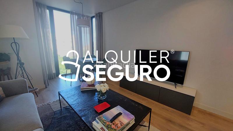 Foto adb059a4-6382-4d1f-8760-b430e1d1ee39. Miete etagenwohnung mit heizung parking pool in Bellas Vistas Madrid