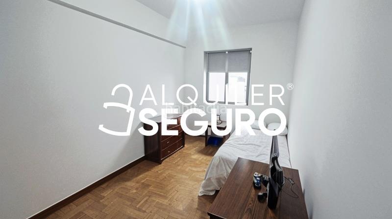 Foto 00651472-7f65-4fcb-be50-f3c8712e5032. Alquiler piso  c de sánchez barcaiztegui en Pacífico Madrid