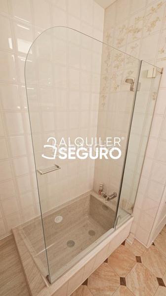 Foto f30c85be-44f7-4e78-822a-b3302738f312. Alquiler piso  c de sánchez barcaiztegui en Pacífico Madrid