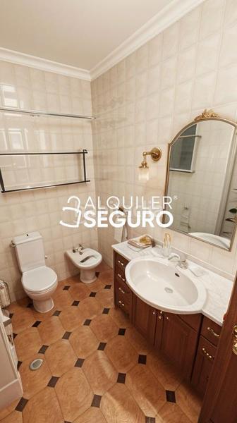 Foto 4001dd3d-1f0b-4e07-81fc-8031fce7542d. Rent flat with heating in Pacífico Madrid