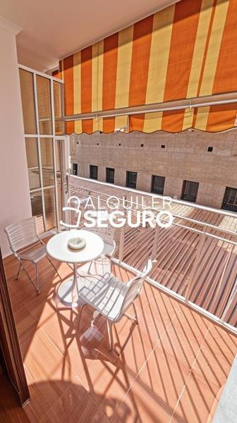 Foto 7ae3a006-ccc3-4b90-bcbf-89ca5c46b354. Rent flat with heating in Pacífico Madrid