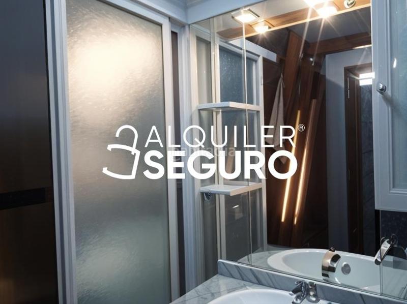 Foto 94f316f4-a7b8-44c8-ae29-5b313b968ee6. Location appartement avec chauffage parking dans San Pablo - Juan Flórez Coruña (A)
