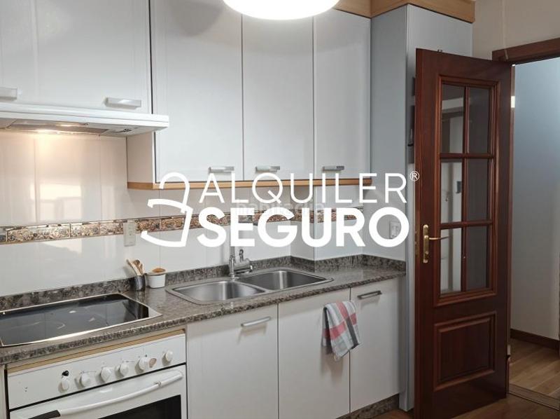 Foto c43f50c4-7407-441c-8eba-ec0ade2920b5. Location appartement avec chauffage parking dans San Pablo - Juan Flórez Coruña (A)