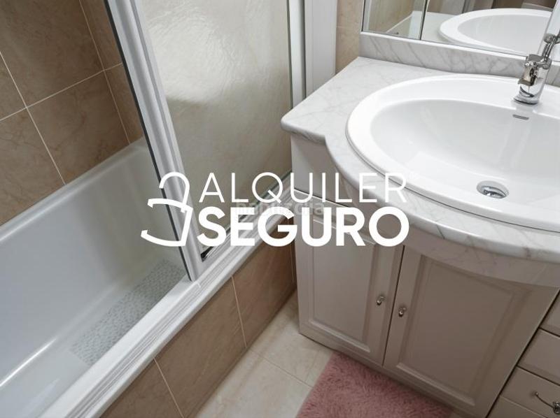 Foto efc72e0b-a7a6-46f3-93ed-e5be5dc82edf. Location appartement avec chauffage parking dans San Pablo - Juan Flórez Coruña (A)
