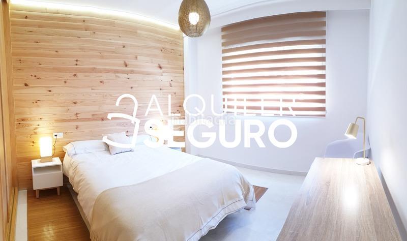 Foto b80179d7-29d2-4478-8feb-79b0954fbcfc. Alquiler piso  av. estrella del mar en Zona Centro Comercial Torrequebrada Benalmádena