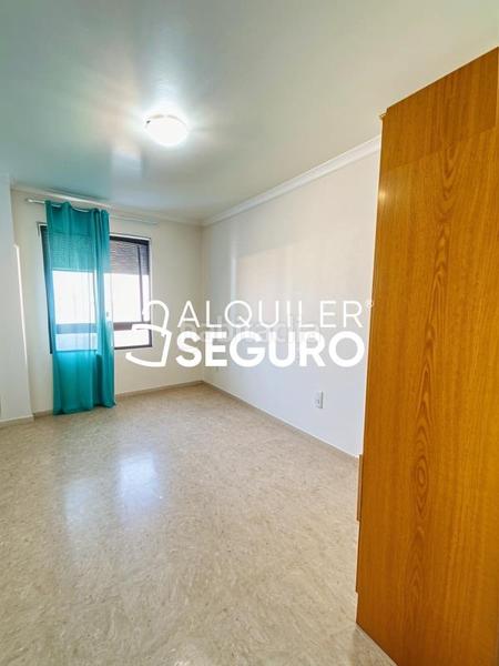 Foto 3442bc8c-6bc3-4546-96e8-b3d3dd286fab. Alquiler piso  c valencia vilareal en Centro Villarreal / Vila - real