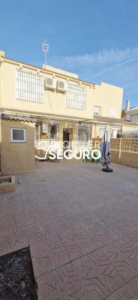 Foto 65255fc8-90fd-4539-8b2e-0ff3a1a9ea7f. Rent chalet with parking in Bahia Mazarrón