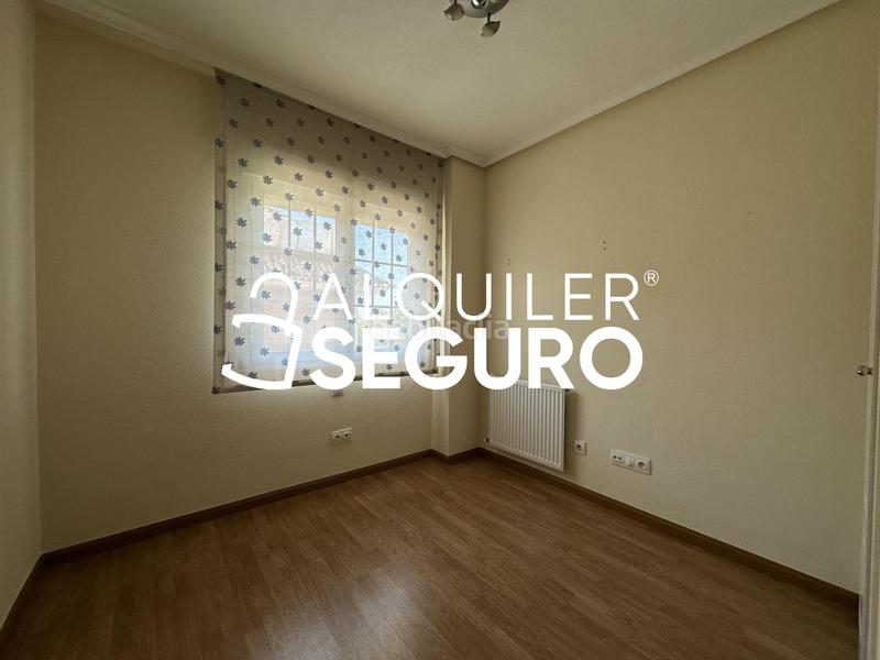 Foto 24b68cd5-a834-4db4-a00a-e2223b3d1a64. Affitto appartamento con riscaldamento parcheggio piscina in Villaviciosa de Odón