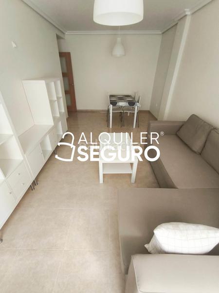 Foto 5560d45a-46a4-4655-8e03-1aac6f7aa75b. Alquiler piso  c cuba en Almoradí