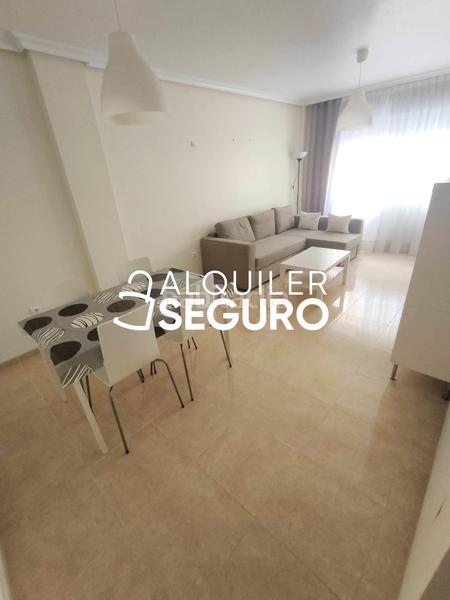 Foto b55fd451-c81b-4aaf-8255-bdf178bb1cf6. Alquiler piso  c cuba en Almoradí