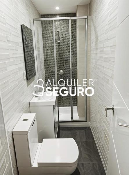 Foto 31e4ab0a-b6f9-4ec5-9d25-cd52895cf939. Alquiler piso  c huerto del con en La Merced Málaga