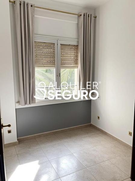 Foto ce5f49b4-7ef0-40d1-a642-7519672536f9. Rent flat in Pueblo Calp