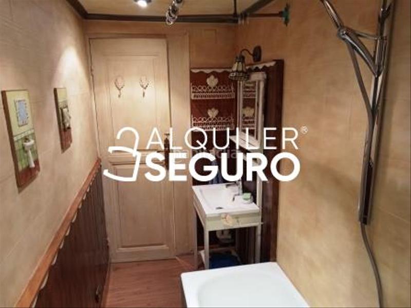 Foto ad8937f3-58e8-4b83-9453-858b26d70c55. Alquiler piso  c cuchilleria vitoriagasteiz en Vitoria - Gasteiz
