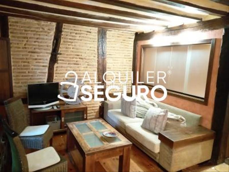 Foto 3828d645-6980-4127-841f-5a54500e9a9e. Rent flat with heating in Casco Viejo Vitoria - Gasteiz