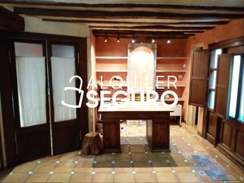 Foto 778a8337-4789-4c96-a1b3-3dc2f27cd028. Rent flat with heating in Casco Viejo Vitoria - Gasteiz