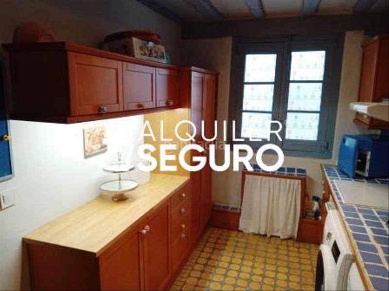 Foto 80850797-7e4a-4f31-a805-abeaaf1aa36f. Rent flat with heating in Casco Viejo Vitoria - Gasteiz