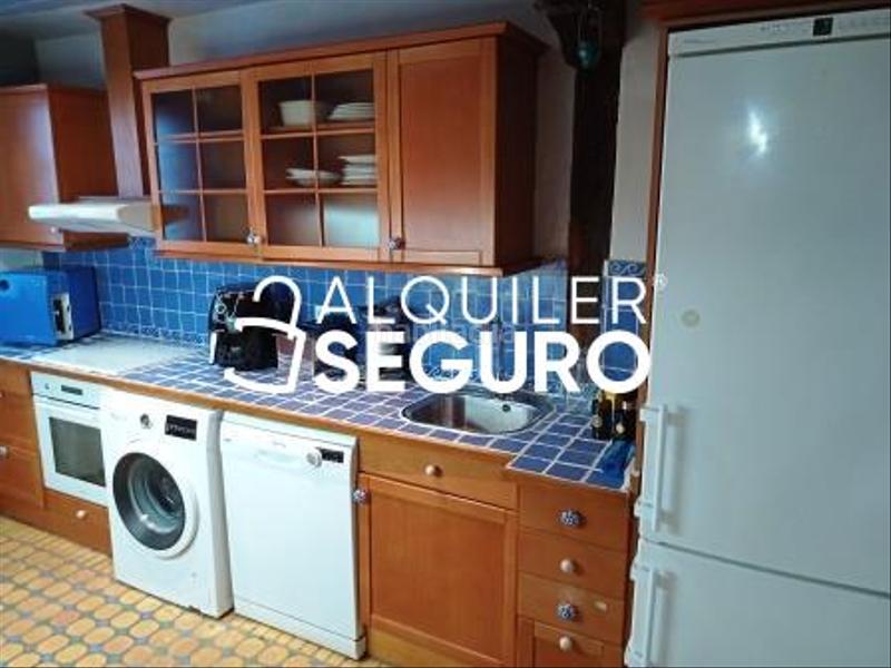 Foto 88505681-0ecd-47c8-a8bb-76e595389eda. Rent flat with heating in Casco Viejo Vitoria - Gasteiz