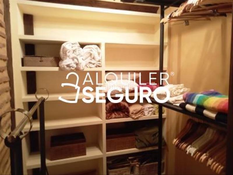 Foto d73bc3fb-a207-4f86-8119-73ad802b2e77. Rent flat with heating in Casco Viejo Vitoria - Gasteiz