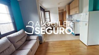 Rent Flat  General. Piso crta. general  cabrales