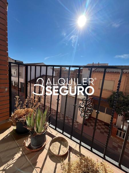 Foto 25f8ffa6-75e8-45f7-ab87-a7250ecdf2db. Location appartement avec chauffage parking dans San Cayetano Churriana de la Vega